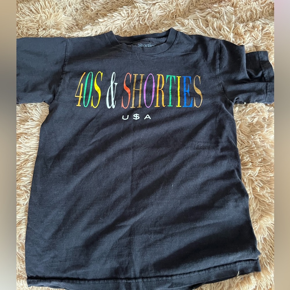 40s & shorties tshirt size sm